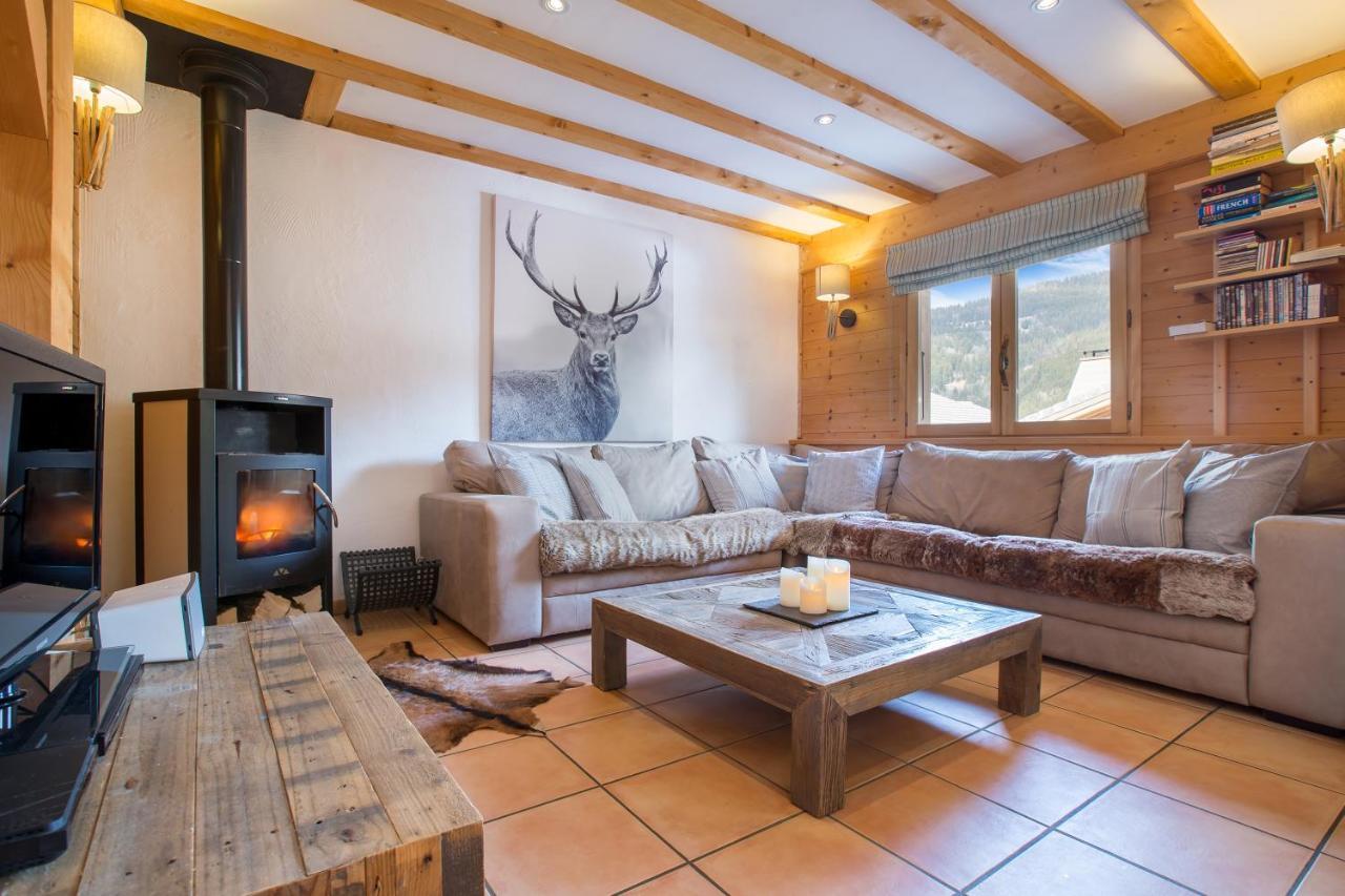 Chalet Muguet Gauche With Hot Tub Sleeps 10 Central Morzine Eksteriør bilde