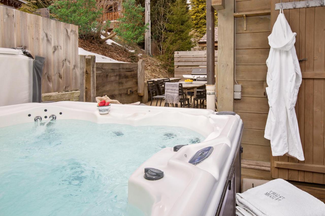 Chalet Muguet Gauche With Hot Tub Sleeps 10 Central Morzine Eksteriør bilde